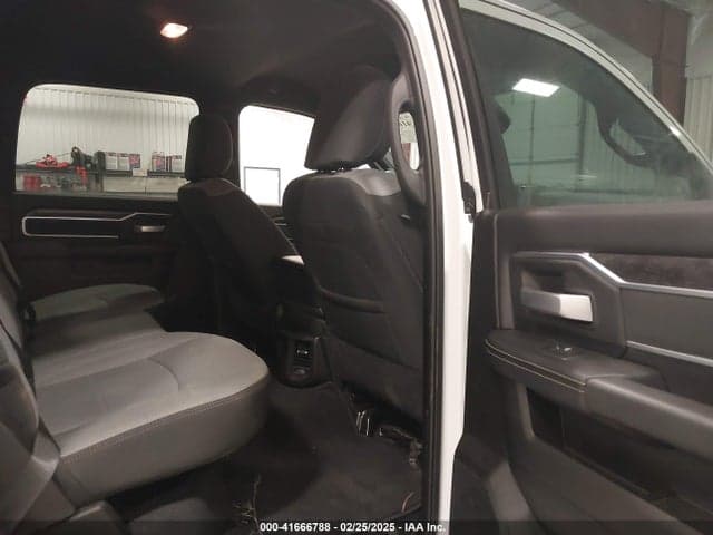 2024 RAM 2500 8
