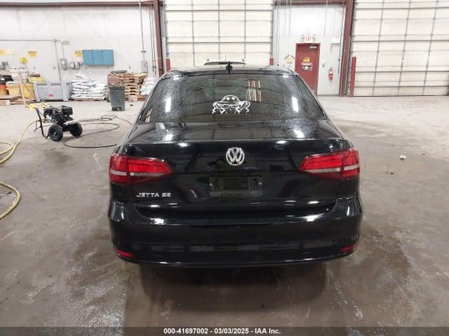 2017 VOLKSWAGEN JETTA 1.4T SE 16