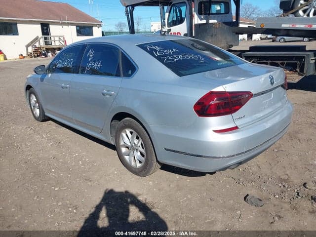 2017 VOLKSWAGEN PASSAT 1.8T S 3