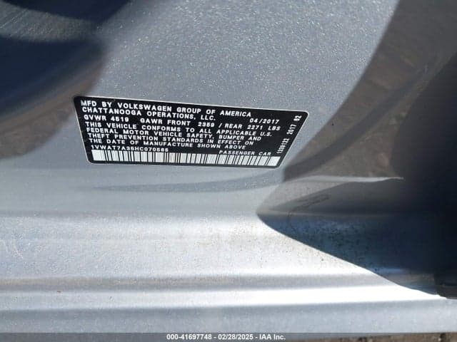 2017 VOLKSWAGEN PASSAT 1.8T S 9