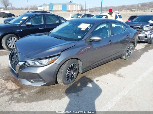 2022 NISSAN SENTRA SV XTRONIC CVT 2