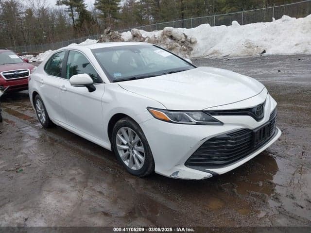 2020 TOYOTA CAMRY LE - 1