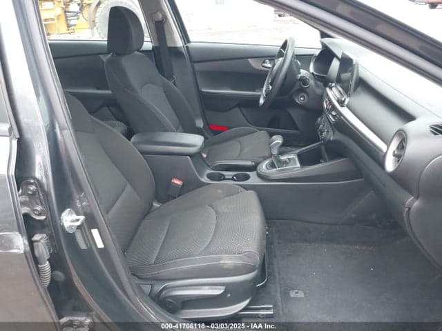 2021 KIA FORTE LXS 5
