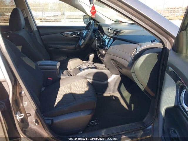 2017 NISSAN ROGUE S 5