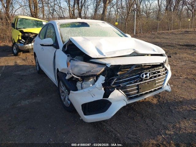 2020 HYUNDAI ACCENT SE 1