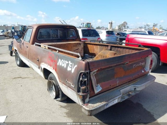 1974 DODGE D100 3