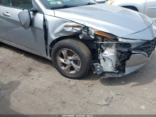 2021 HYUNDAI ELANTRA SE 6