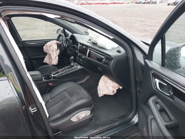2020 PORSCHE MACAN 5