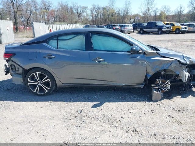 2022 NISSAN SENTRA SR XTRONIC CVT 14
