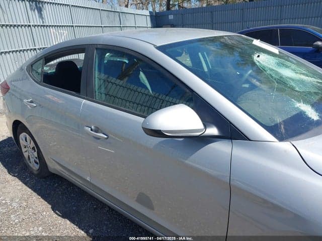 2020 HYUNDAI ELANTRA SE 6