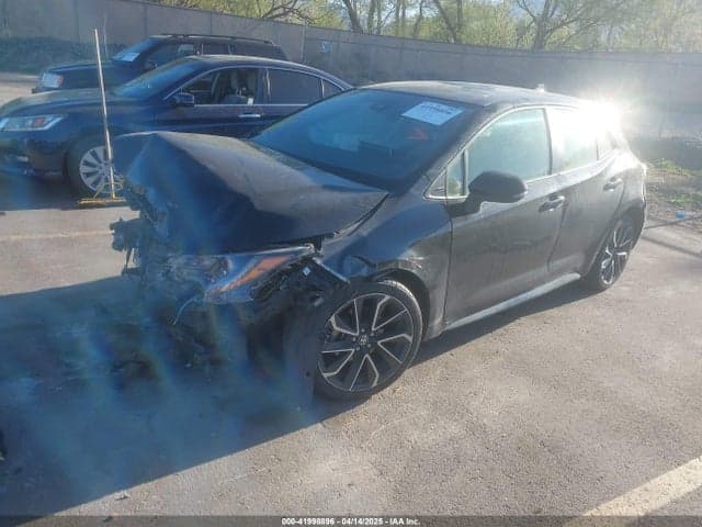 2019 TOYOTA COROLLA XSE 2
