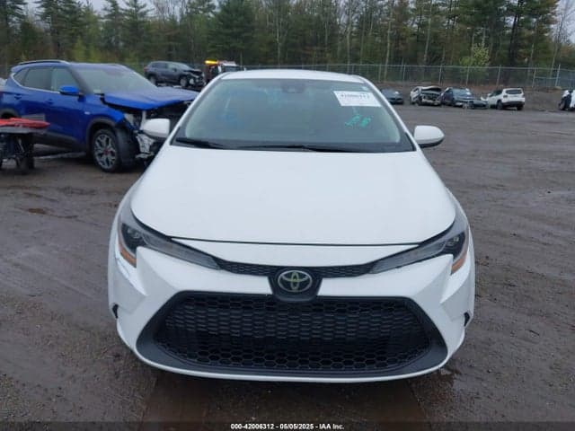 2022 TOYOTA COROLLA LE 12