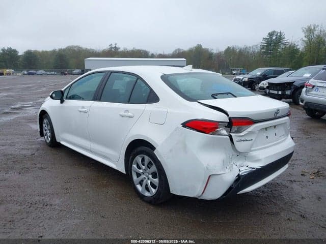 2022 TOYOTA COROLLA LE 3