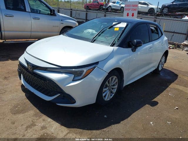 2025 TOYOTA COROLLA SE 2