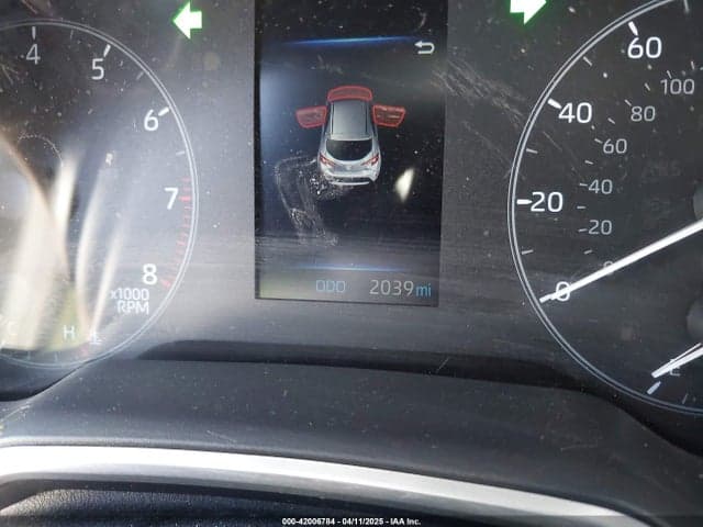 2025 TOYOTA COROLLA SE 7