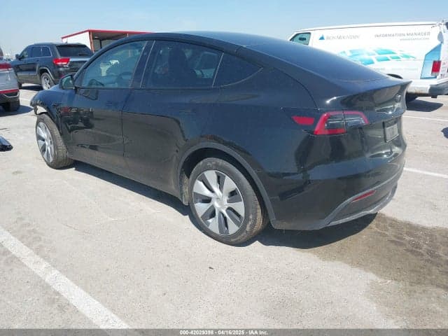 2024 TESLA MODEL Y RWD 3