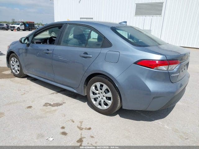 2022 TOYOTA COROLLA LE 3
