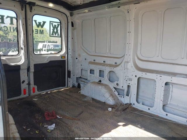 2017 FORD TRANSIT-250 8