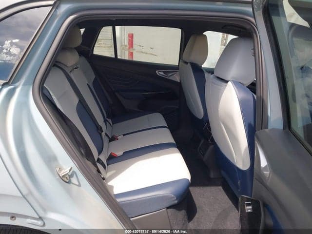 2024 VOLKSWAGEN ID.4 S 8