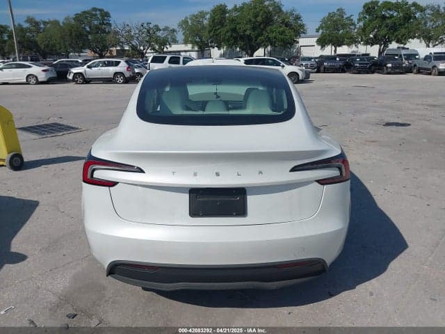 2024 TESLA MODEL 3 16