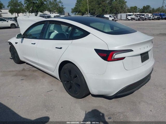 2024 TESLA MODEL 3 3