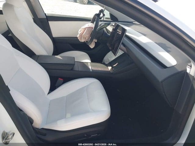 2024 TESLA MODEL 3 5
