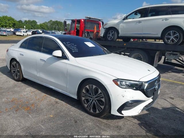 2025 MERCEDES-BENZ E 350 1