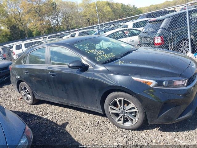 2024 KIA FORTE LXS 12