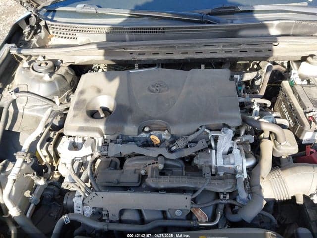 2020 TOYOTA CAMRY SE 10