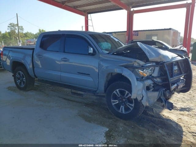 2019 TOYOTA TACOMA TRD SPORT 12