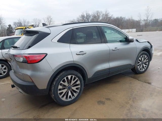 2022 FORD ESCAPE TITANIUM 4