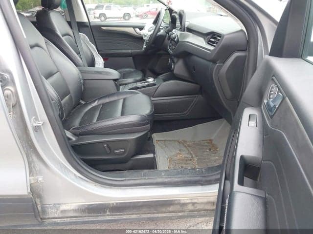 2022 FORD ESCAPE TITANIUM 5