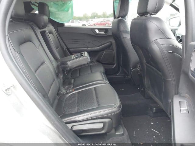 2022 FORD ESCAPE TITANIUM 8