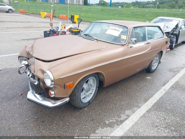 1972 VOLVO 1800 ES 2