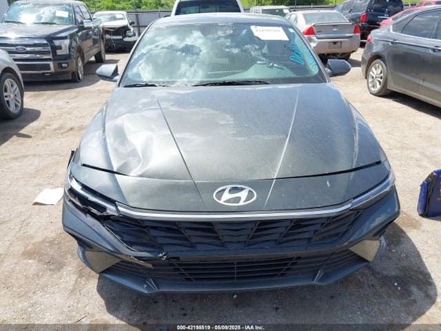2024 HYUNDAI ELANTRA SEL 12