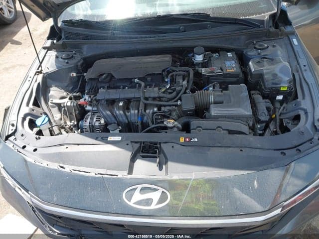 2024 HYUNDAI ELANTRA SEL 10