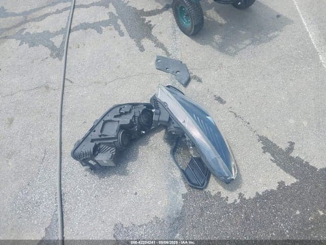 2017 FORD ESCAPE TITANIUM 12