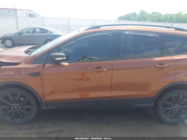 2017 FORD ESCAPE TITANIUM 15