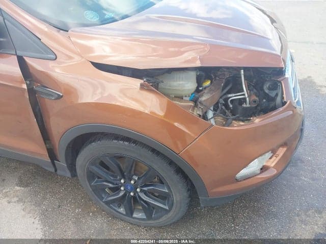 2017 FORD ESCAPE TITANIUM 19