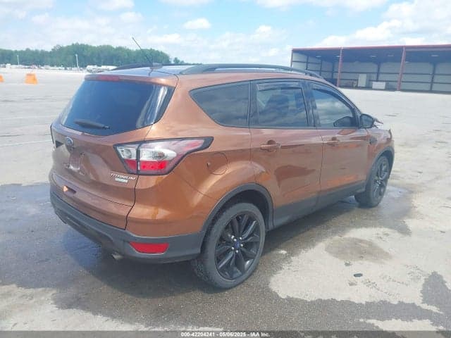 2017 FORD ESCAPE TITANIUM 4