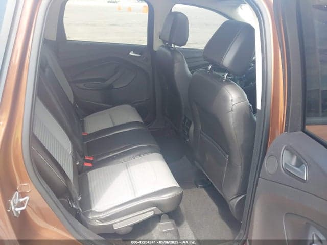 2017 FORD ESCAPE TITANIUM 8