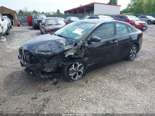 2021 KIA FORTE LXS 2