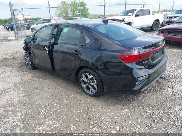 2021 KIA FORTE LXS 3