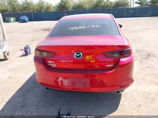 2021 MAZDA MAZDA3 SELECT 16