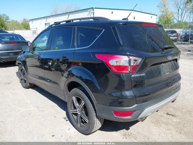 2017 FORD ESCAPE SE 3