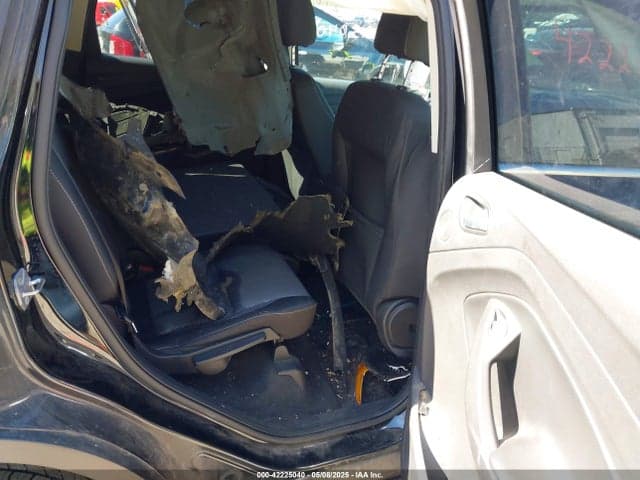 2017 FORD ESCAPE SE 8