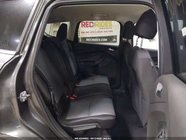 2017 FORD ESCAPE SE 8