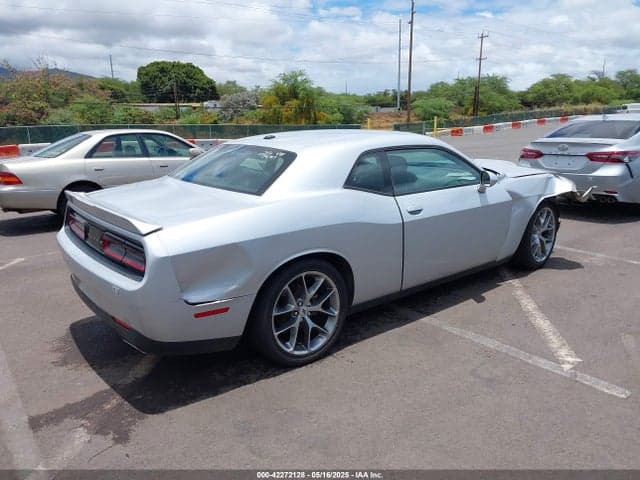 2022 DODGE CHALLENGER GT 4