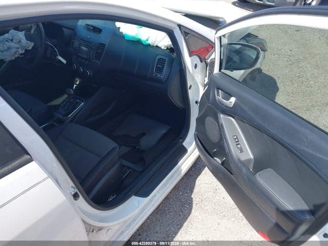 2017 KIA FORTE LX 5