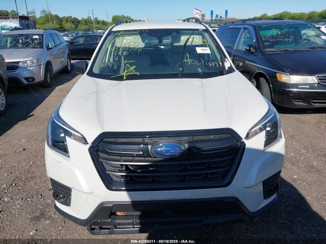 2024 SUBARU FORESTER 11